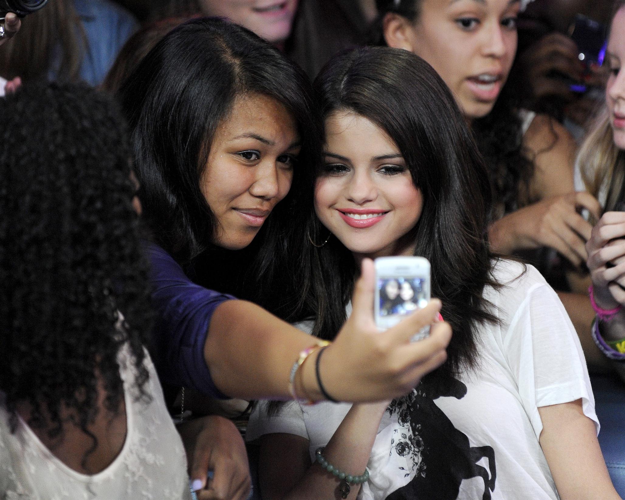 Selena Gomez appears on 'Much Music' | Picture 64484